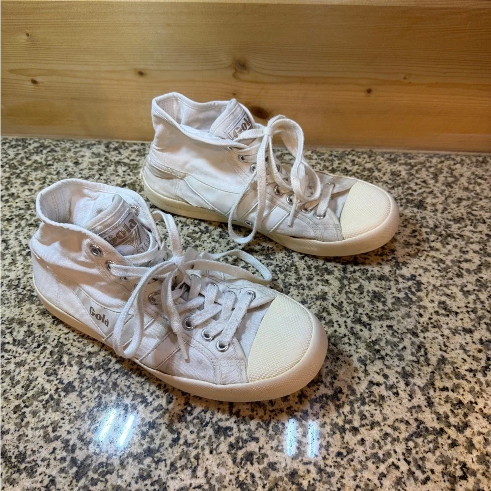 Gola Women size 7 Cream Canvas High-Top Sneakers‎